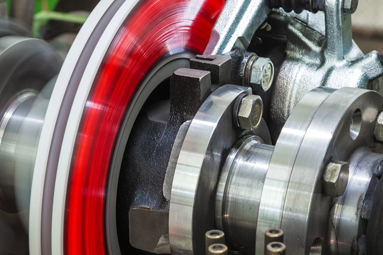 Контролер capaNCDT 6228 з інтерфейсами EtherCAT та Ethernet для підключення до 4 сенсорів