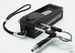 Калібратор інтенсивності звуку HBK Type 4297 — портативний блок з вбудованими джерелами