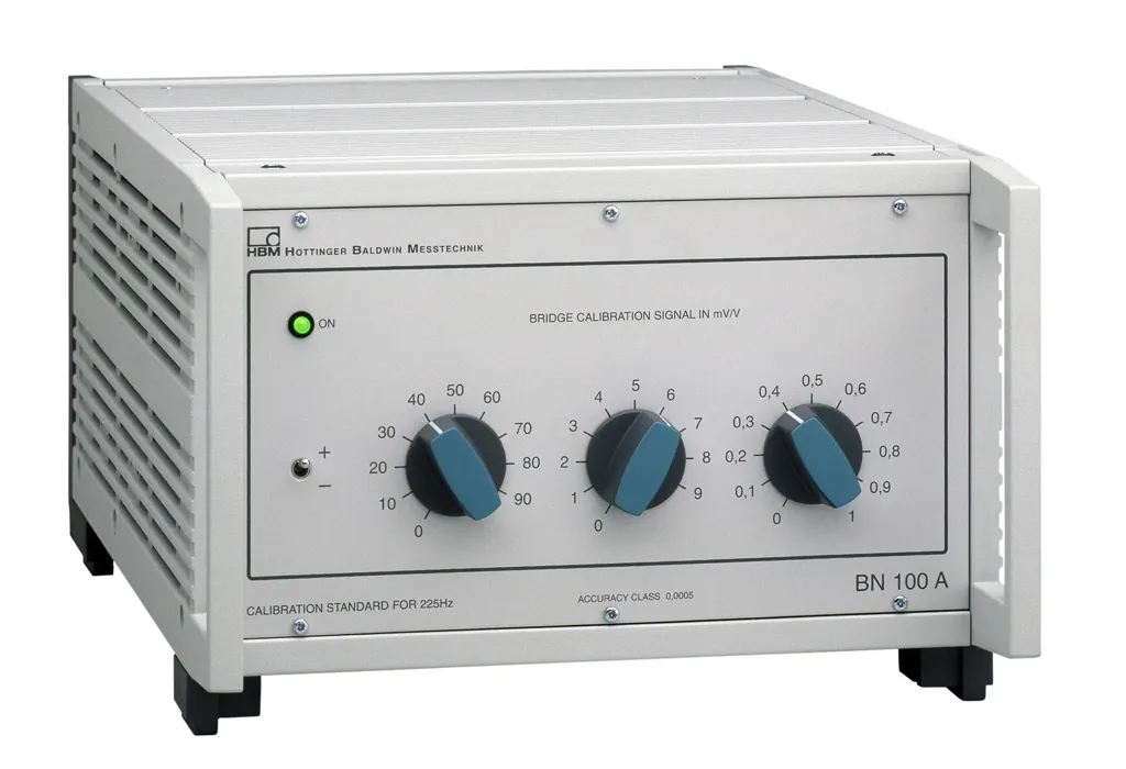 BN100A — високоточний bridge-калібратор для strain-gage систем